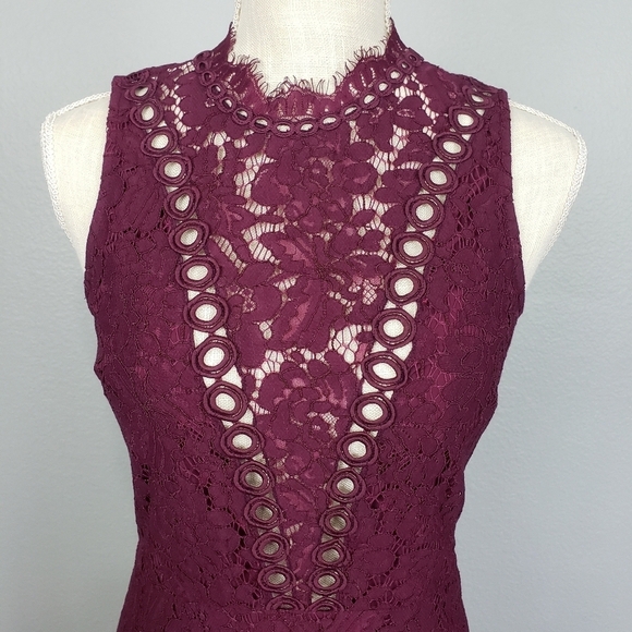 SAYLOR X FREE PEOPLE Cherie Bodycon Lace Mini Open Back Dress Burgundy XS - Picture 3 of 11